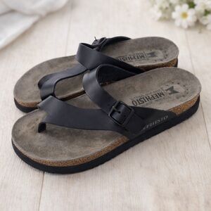 Mephisto Womens Helen Toe Loop Sandals Black Waxy Leather Size: EU40 / US10